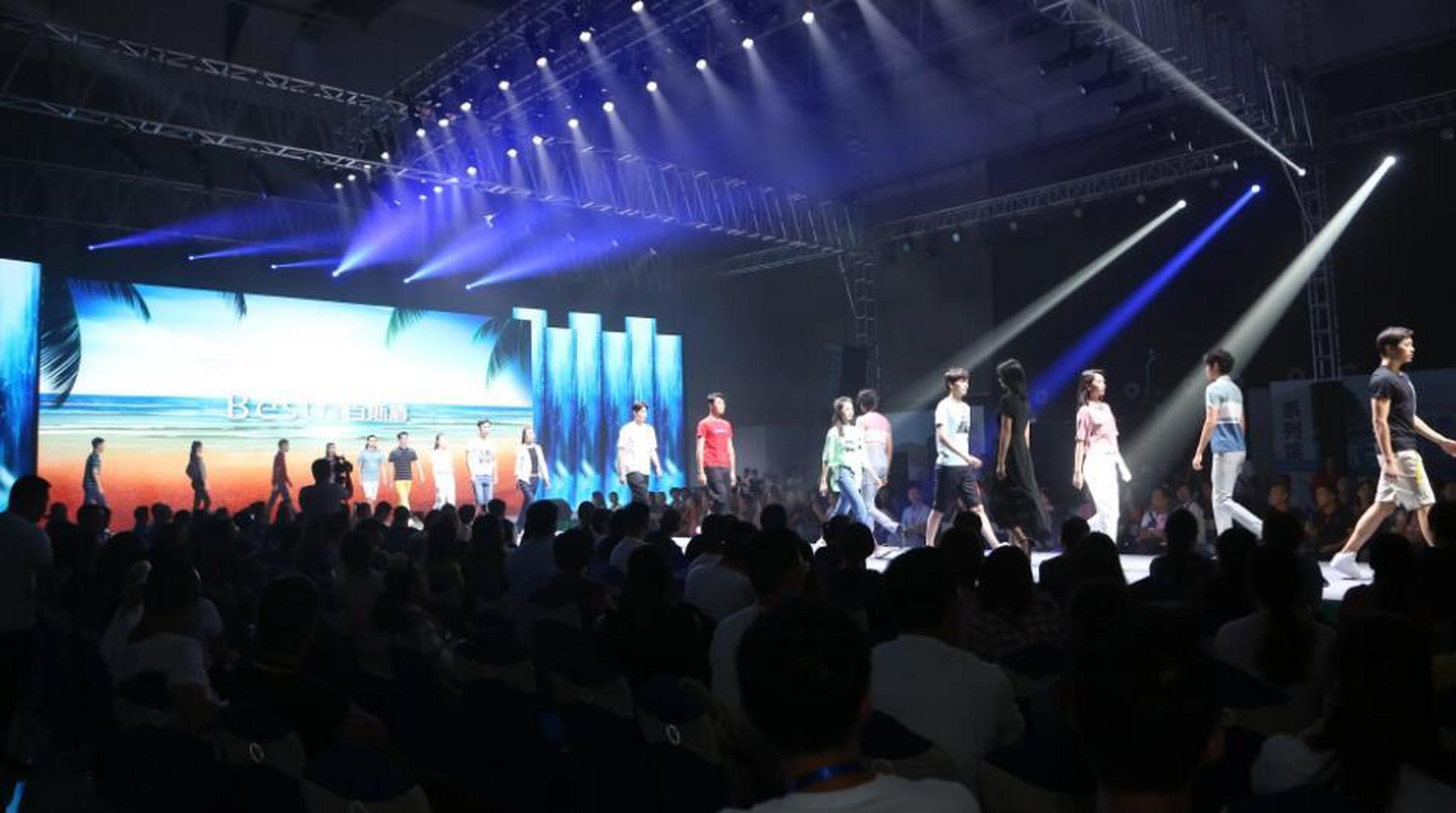 真如想象中的風光嗎？演出經紀人職業現狀調查